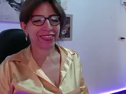 Chayla Ruiz online show from 12/31/24, 12:57