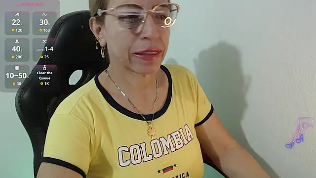 Chayla Ruiz online show from 06/23/26, 11:30