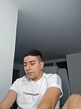 Snapshot of Jhoan_saenz chatting on 09/30/25, 12:26 Jhoan saenz online show from 09/30/25, 12:26