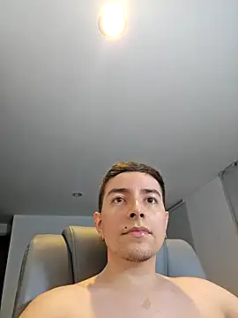 Snapshot of Jhoan_saenz chatting on 10/09/25, 12:08 Jhoan saenz online show from 10/09/25, 12:08