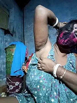 parioo7 online show from 10/23/25, 05:44