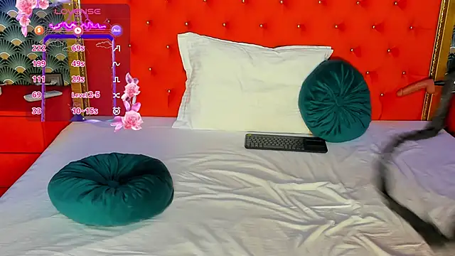 VallerieJones online show from 02/19/25, 07:28