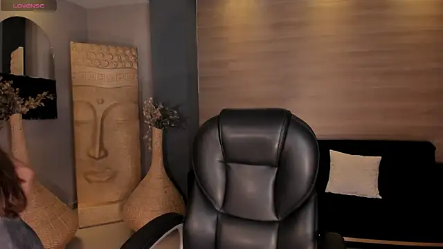 MaryLewis  online show from 06/22/26, 12:24