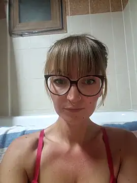 MissMialicious online show from 03/10/25, 07:18