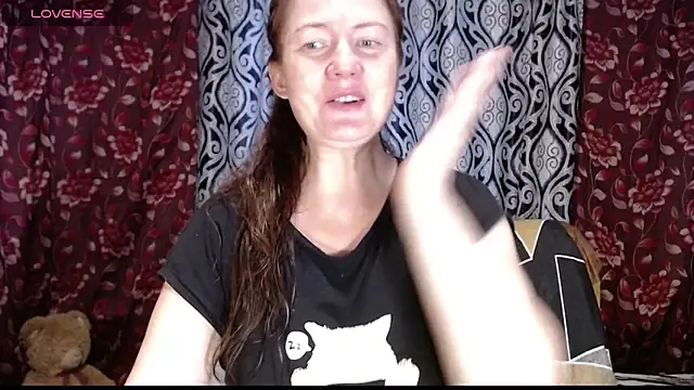 EmilyDoth online show from 09/13/25, 05:07