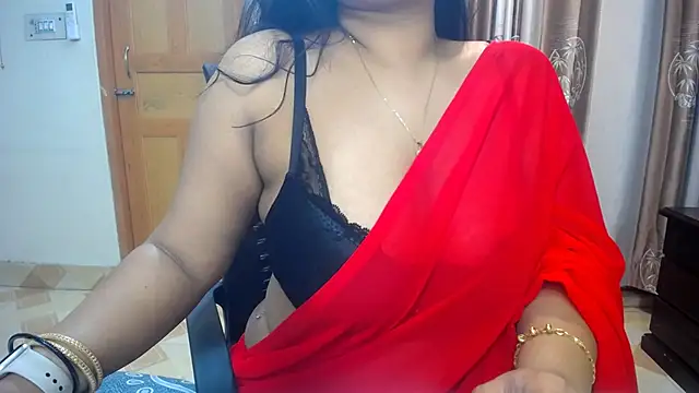 lady maeda  online show from 02/05/25, 10:22