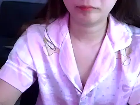 Bee 2k online show from 04/28/26, 04:06