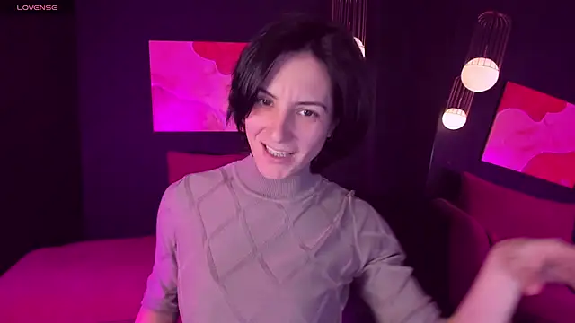 Snapshot of LorenDaze chatting on 12/06/24, 02:06 LorenDaze online show from 12/06/24, 02:06