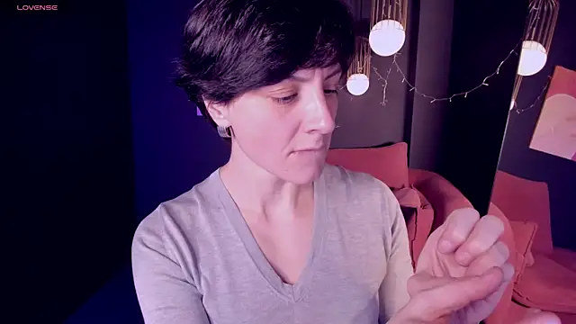 Snapshot of LorenDaze chatting on 01/24/25, 03:02 LorenDaze online show from 01/24/25, 03:02