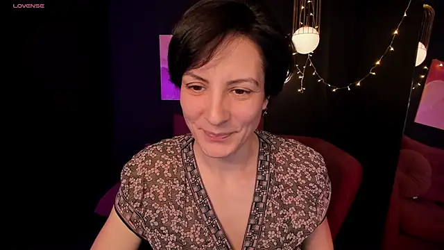 Snapshot of LorenDaze chatting on 02/08/25, 02:16 LorenDaze online show from 02/08/25, 02:16