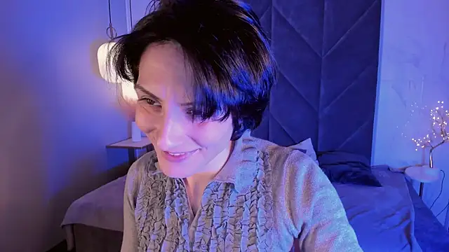 Snapshot of LorenDaze chatting on 03/12/25, 07:49 LorenDaze online show from 03/12/25, 07:49