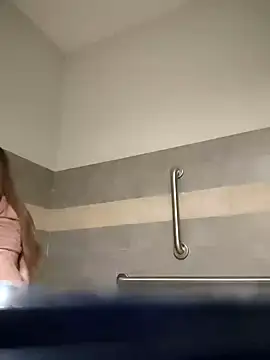 eatmeplease44 online show from 01/02/25, 06:45