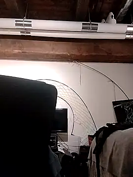 eatmeplease44 online show from 09/16/25, 04:19