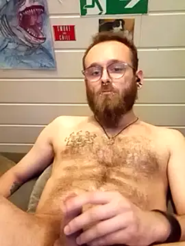 Snapshot of Dust420 chatting on 02/26/25, 03:32 Dust420 online show from 02/26/25, 03:32