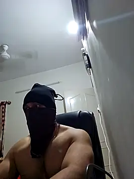 Snapshot of kaizercool1 chatting on 02/07/25, 09:16 kaizercool1 online show from 02/07/25, 09:16