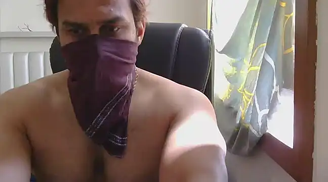 Snapshot of kaizercool1 chatting on 03/07/25, 06:13 kaizercool1 online show from 03/07/25, 06:13