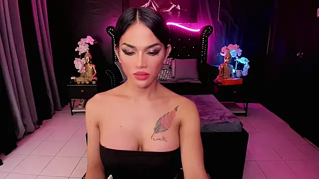 MsHannaSaint online show from 01/14/25, 03:43
