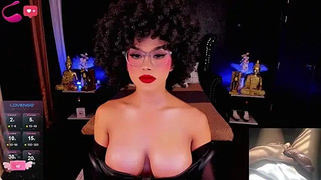 Snapshot of MsHannaSaint chatting on 11/23/25, 10:26 MsHannaSaint online show from 11/23/25, 10:26