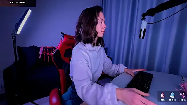 DivineBite online show from 02/12/25, 09:54