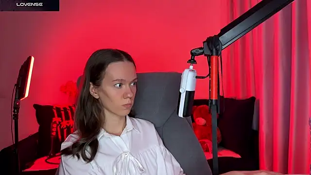 DivineBite online show from 09/18/25, 03:03