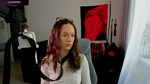 DivineBite online show from 05/09/26, 03:06