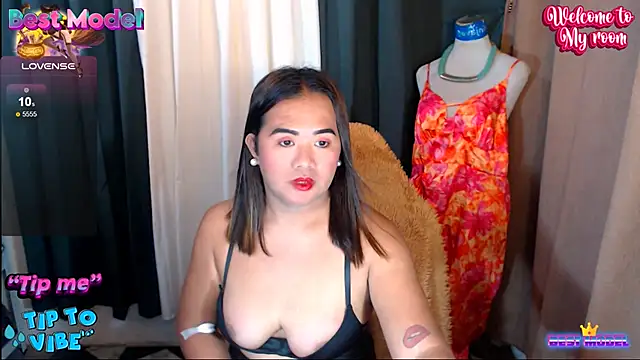 MagnificatMistress online show from 11/15/25, 01:58