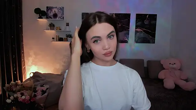 Snapshot of aPieceOfJoy chatting on 12/17/25, 09:10 aPieceOfJoy online show from 12/17/25, 09:10