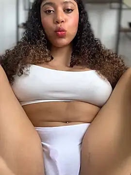 LilyBrunette online show from 07/07/26, 07:29