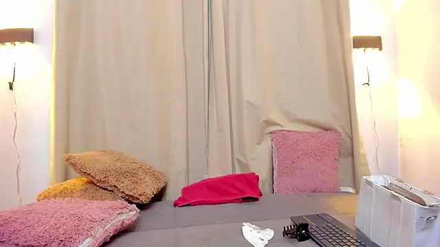 LilyBrunette online show from 07/16/26, 11:33