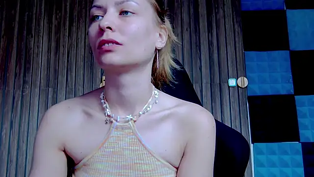 karo123421 online show from 03/15/25, 08:58