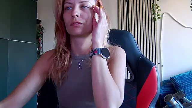karo123421 online show from 06/28/26, 03:23