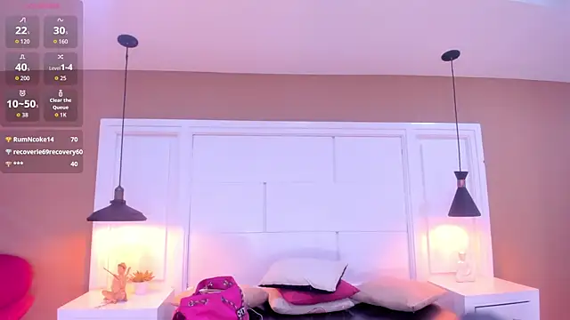 Snapshot of SilvanaCapelli chatting on 10/12/25, 06:51 SilvanaCapelli online show from 10/12/25, 06:51