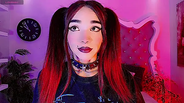 Snapshot of LeyXandrabraz chatting on 11/20/25, 07:35 LeyXandrabraz online show from 11/20/25, 07:35