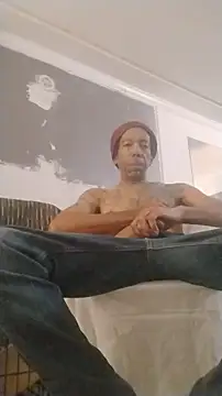 Snapshot of 247Srokin chatting on 10/18/25, 09:10 247Srokin online show from 10/18/25, 09:10