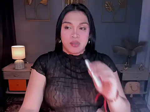 MaxeneCullens online show from 10/07/25, 01:47