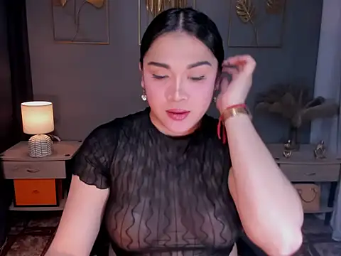 MaxeneCullens online show from 11/05/25, 05:29