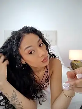 Leaberry online show from 10/19/25, 08:20