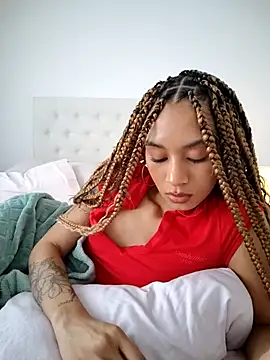 Leaberry online show from 11/14/25, 05:44