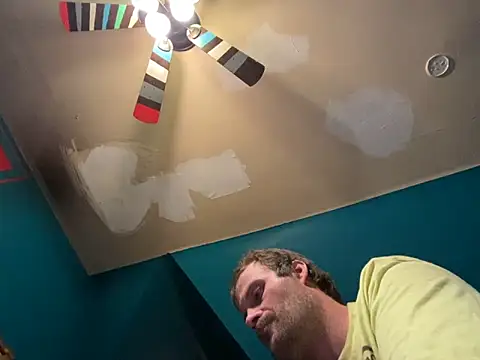 Snapshot of charactrzero chatting on 10/23/25, 10:19 charactrzero online show from 10/23/25, 10:19