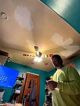 Snapshot of charactrzero chatting on 10/29/25, 11:28 charactrzero online show from 10/29/25, 11:28