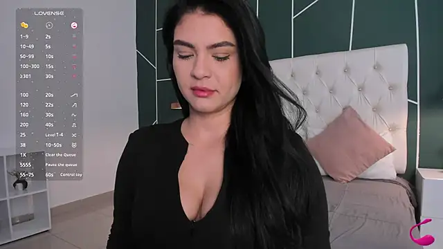 Snapshot of Veronicalanx1 chatting on 10/02/25, 12:23 Veronicalanx1 online show from 10/02/25, 12:23