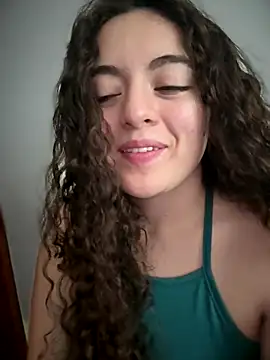 Snapshot of AshleyKim_ chatting on 09/22/25, 08:44 AshleyKim online show from 09/22/25, 08:44