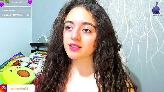 Snapshot of AshleyKim_ chatting on 11/10/25, 11:48 AshleyKim online show from 11/10/25, 11:48