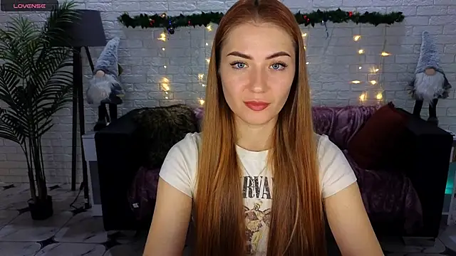 Adelyna Bird online show from 12/12/24, 07:30