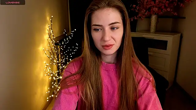 Adelyna Bird online show from 05/07/26, 06:30