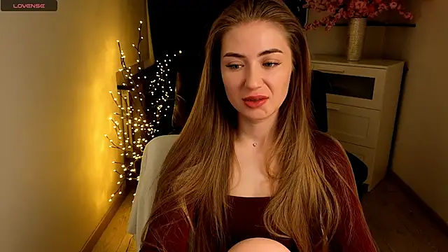 Adelyna Bird online show from 05/15/26, 06:53