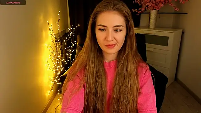 Adelyna Bird online show from 05/26/26, 06:31