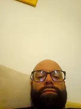 Snapshot of Dolceporco19 chatting on 11/29/25, 10:46 Dolceporco19 online show from 11/29/25, 10:46