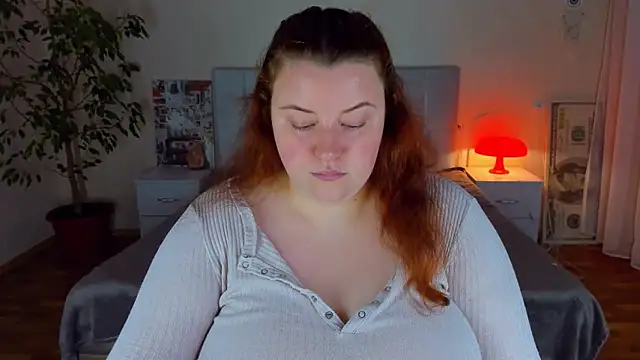 PolinaSalvatore online show from 06/15/26, 07:38