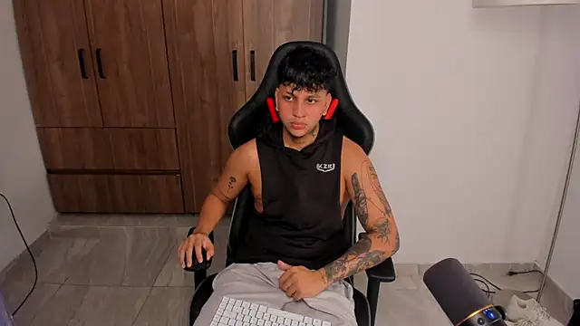 Jake simons online show from 09/26/25, 02:59